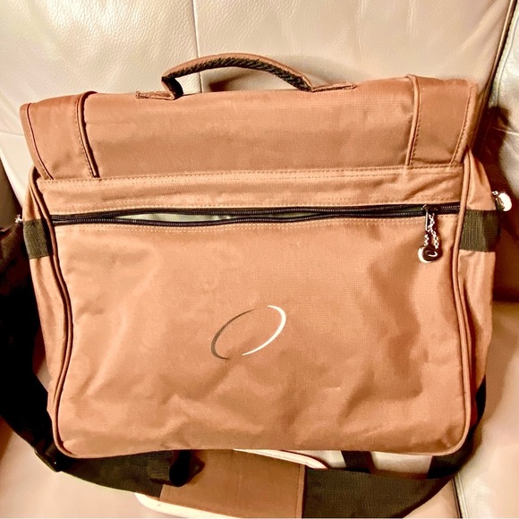 Tracker Brown and Pink Messenger School Work Bag Never Used - Picture 6 of 16